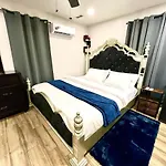 Furnished Apartmt Near Down Town With King Bed