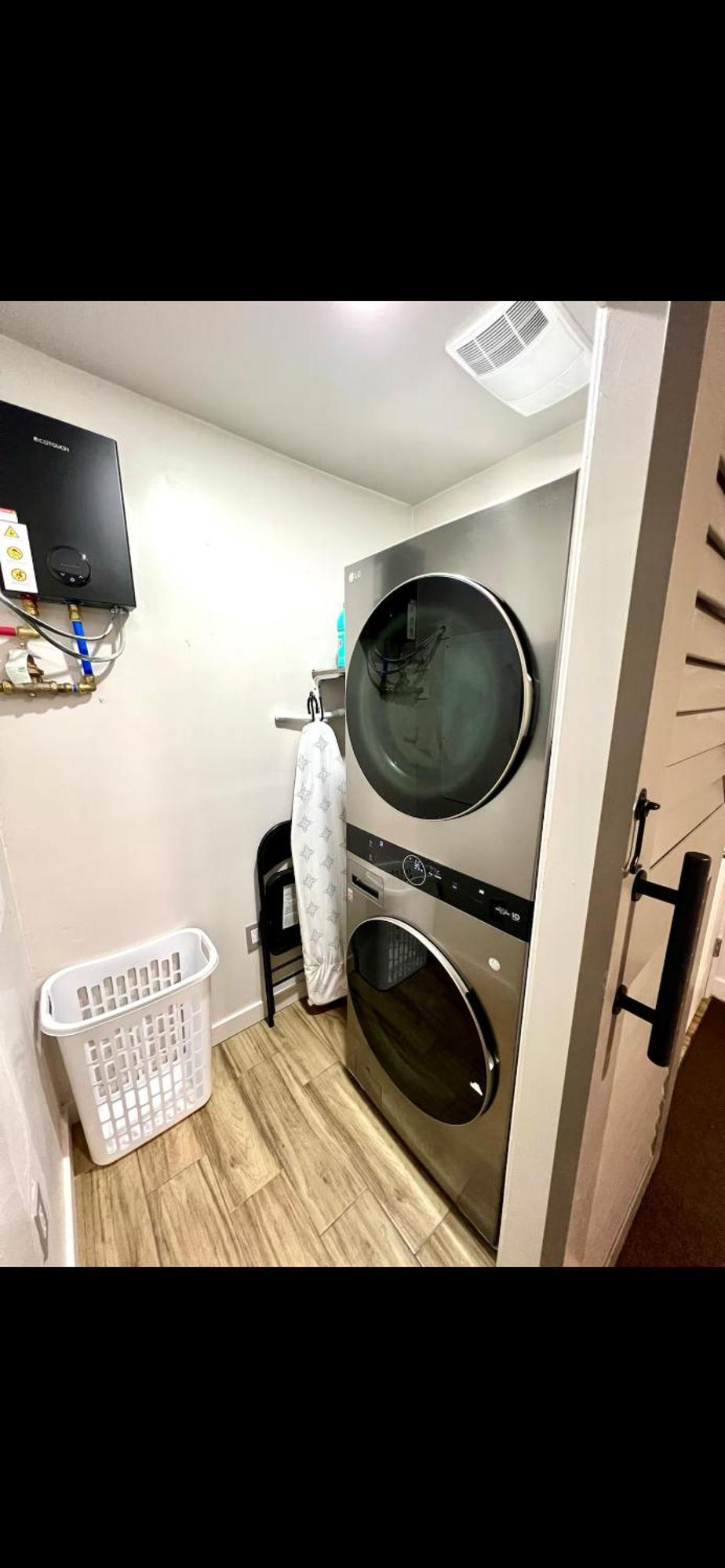Apartment Furnished Apartmt Near Down Town With King Bed *